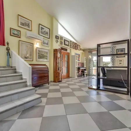 Villa Sierra *